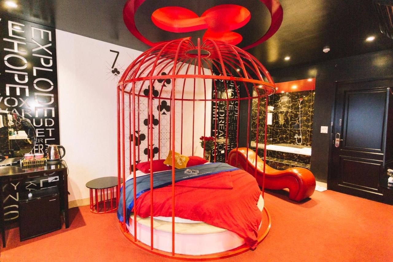 Zen Hotel Hạ Long Buitenkant foto